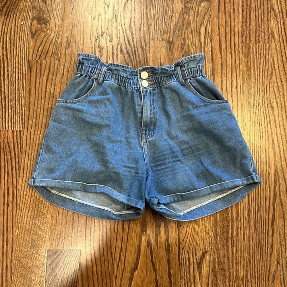 VICI Paperbag Shorts